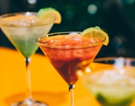 轟炸機雞尾酒成分有什么？