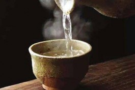 臥龍玉液酒多少錢一瓶(臥龍玉液是什么酒)