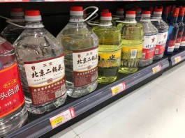 塑料容器適宜裝白酒嗎？對人體健康有沒有影響？