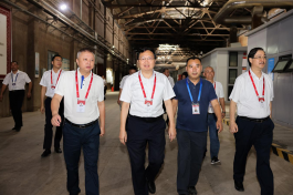 五糧液董事長曾從欽率隊開展熱季假后復(fù)工檢查