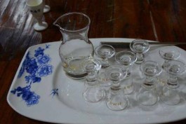 酒精勾兌酒喝了有哪些危害,酒精勾兌酒的危害你知道嗎