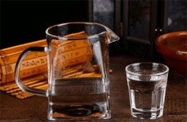 茅臺鎮(zhèn)春夏秋冬酒哪里有賣(茅臺酒春夏秋冬酒價格)