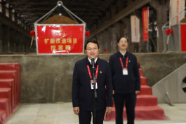 五糧液“高質量倍增工程”技改擴能項目投窖生產