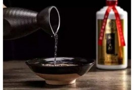 注重白酒飲用(適當飲用白酒的作用)